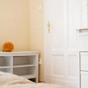 Your In Budapest: Cozy, & Silent Apartment